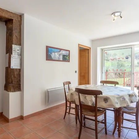 Le Petit Yaitua Apartment