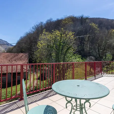 Le Petit Yaitua Apartment Esterençuby