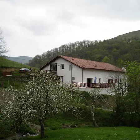 Le Petit Yaitua * Esterençuby